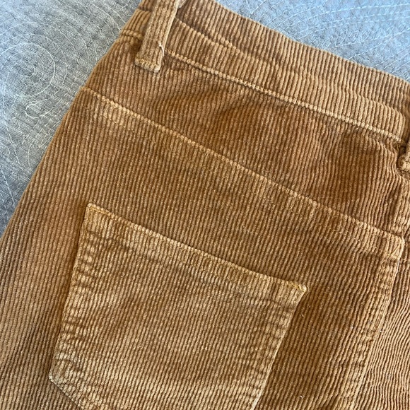 Retro-style Corduroy Mini Skirt - Picture 6 of 6